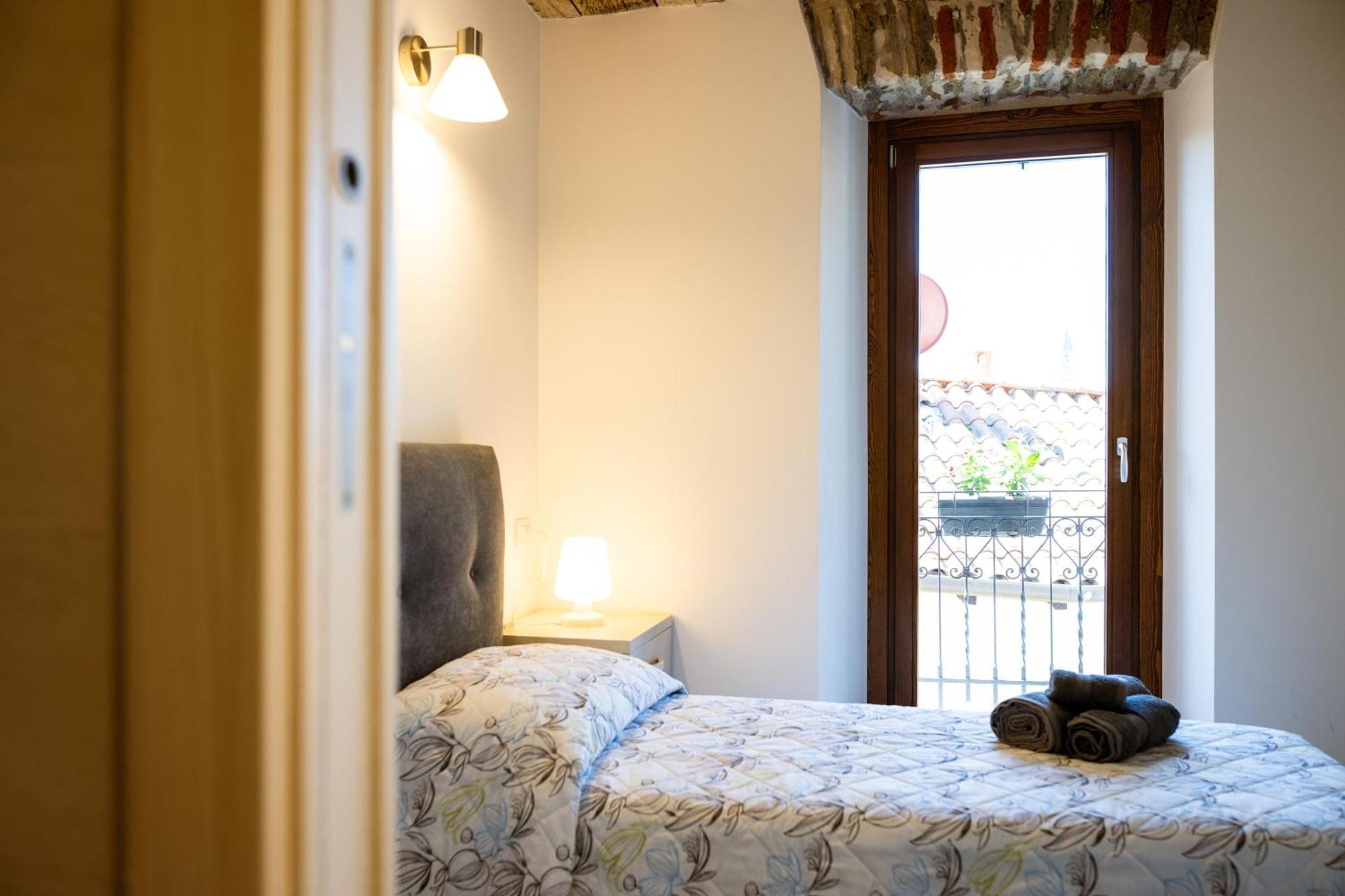 Casa Sina -la Nel Borgo Ferienhaus *